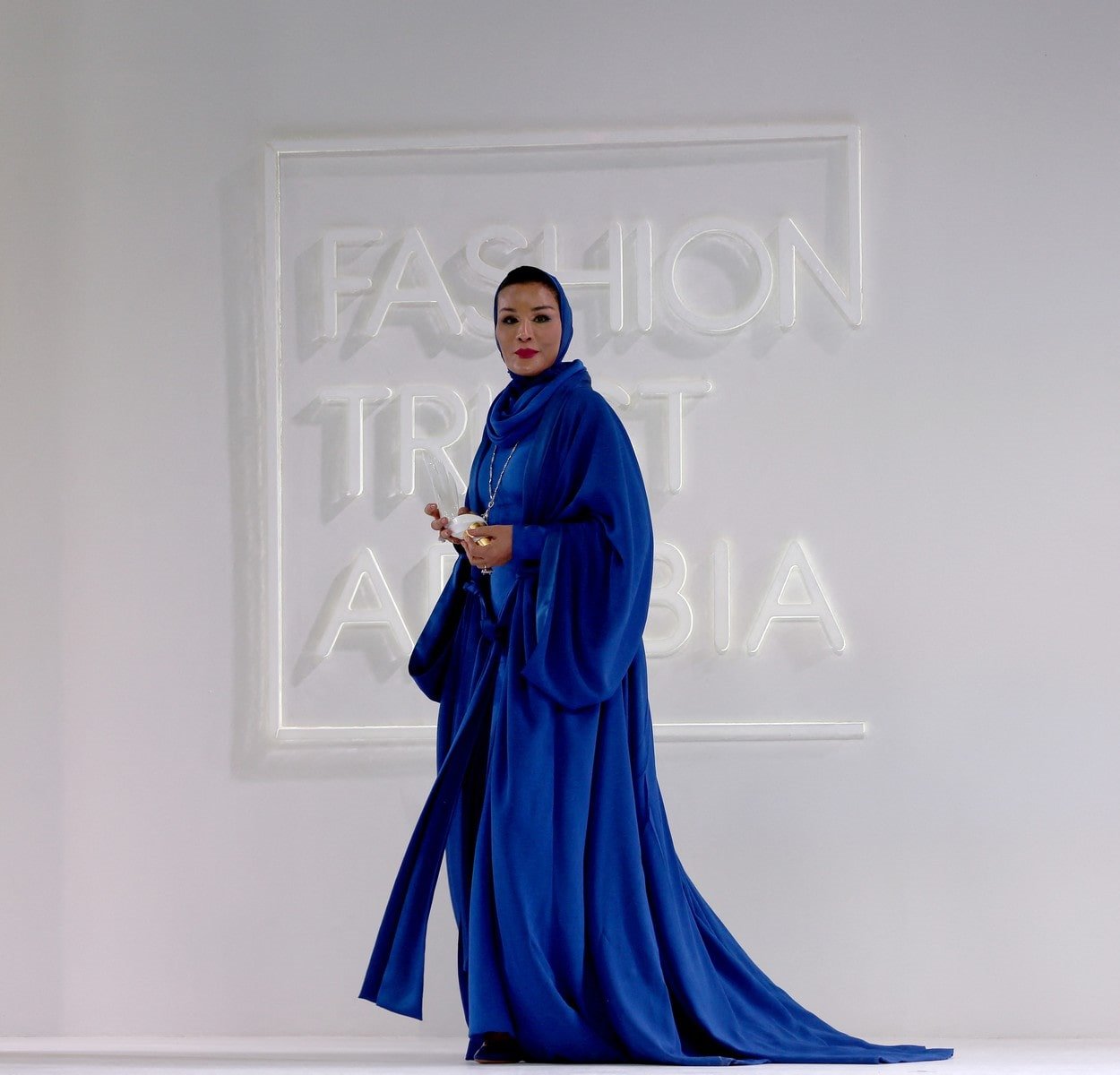 Moza bin Naser 0641534363-min.jpg