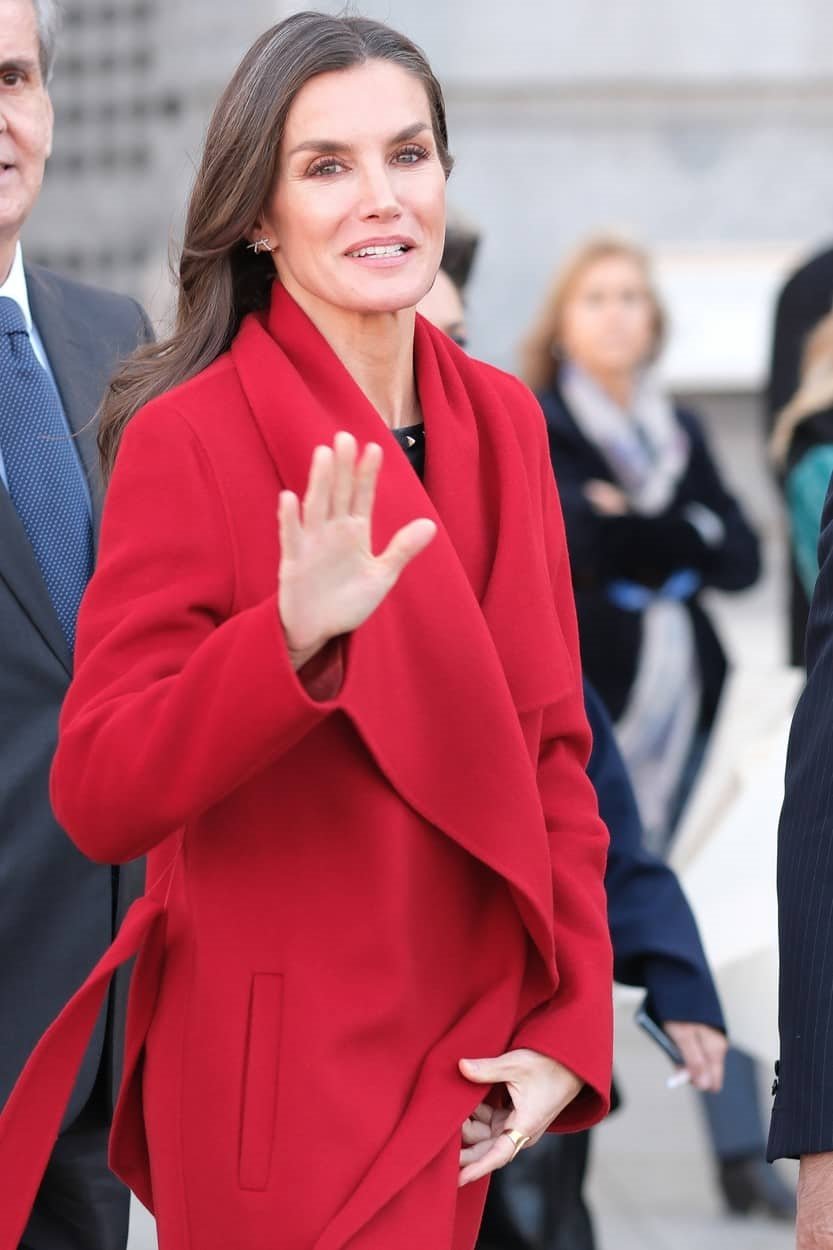 Kaput kraljice Leticije je hit sezone