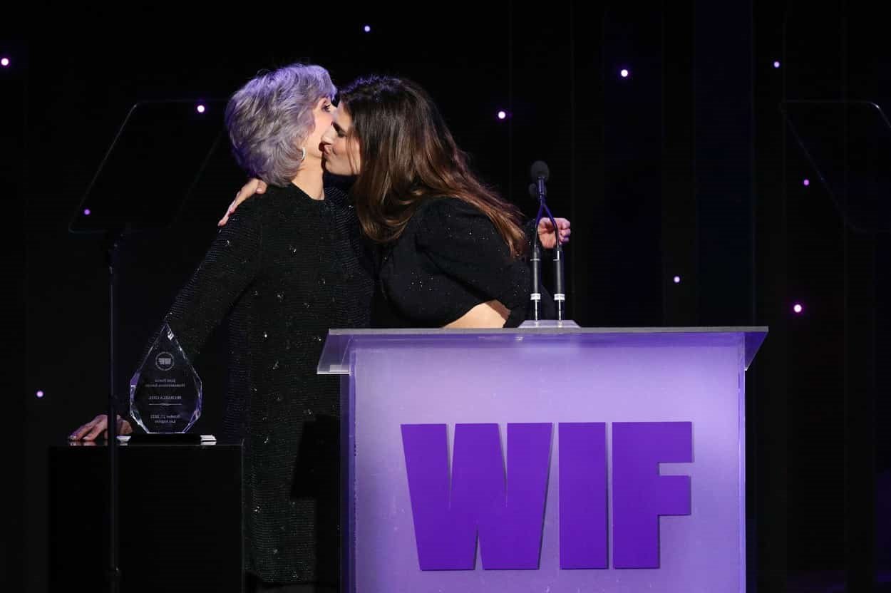 dzejn fonda 0733650208-min.jpg