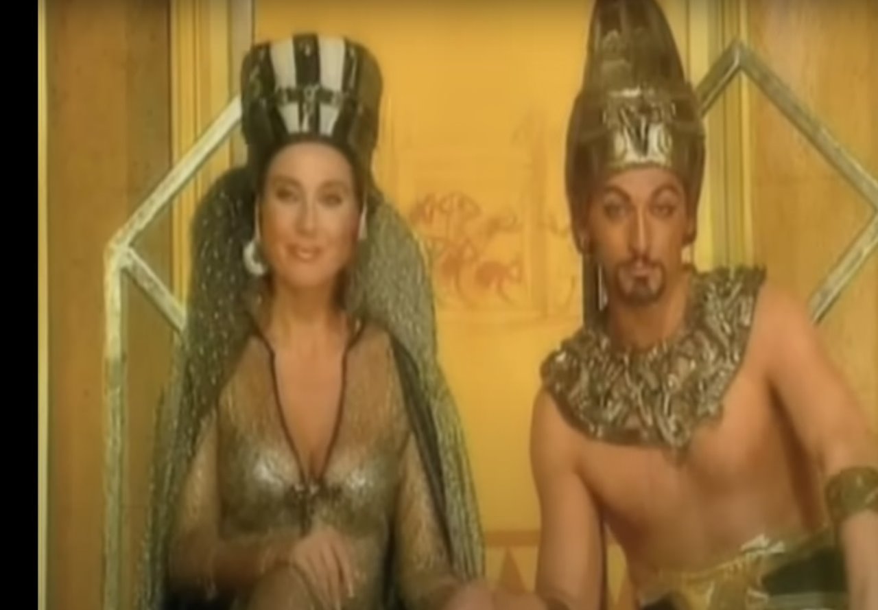 lepa brena i bosko jakovljevic 2.jpg