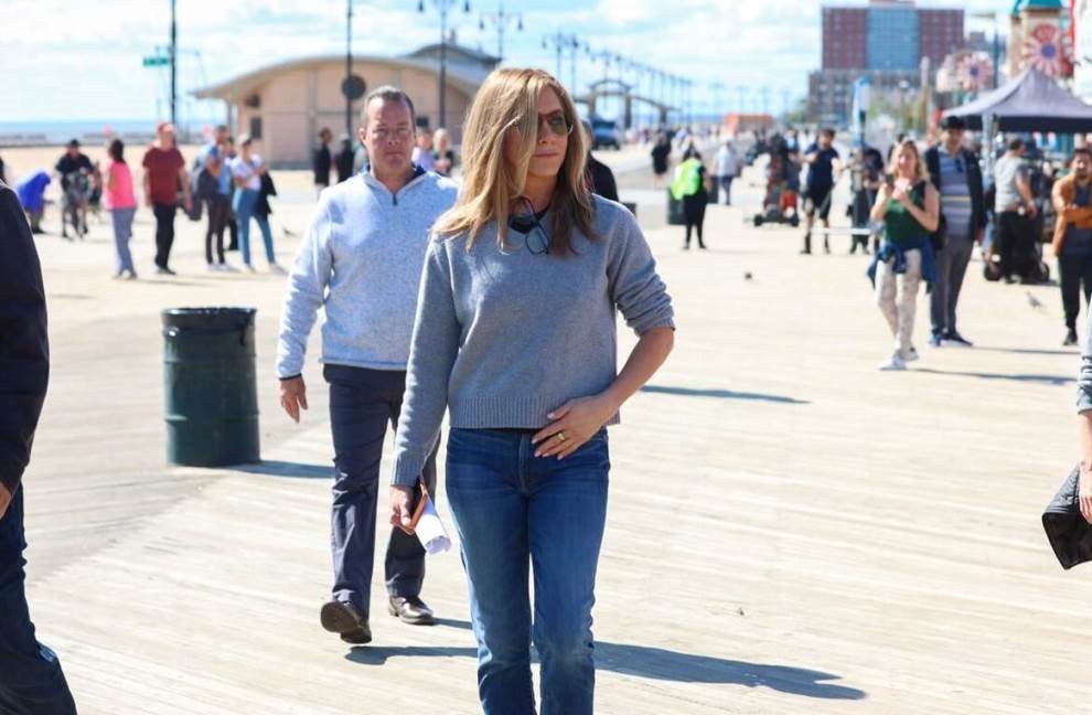 Dženifer Aniston