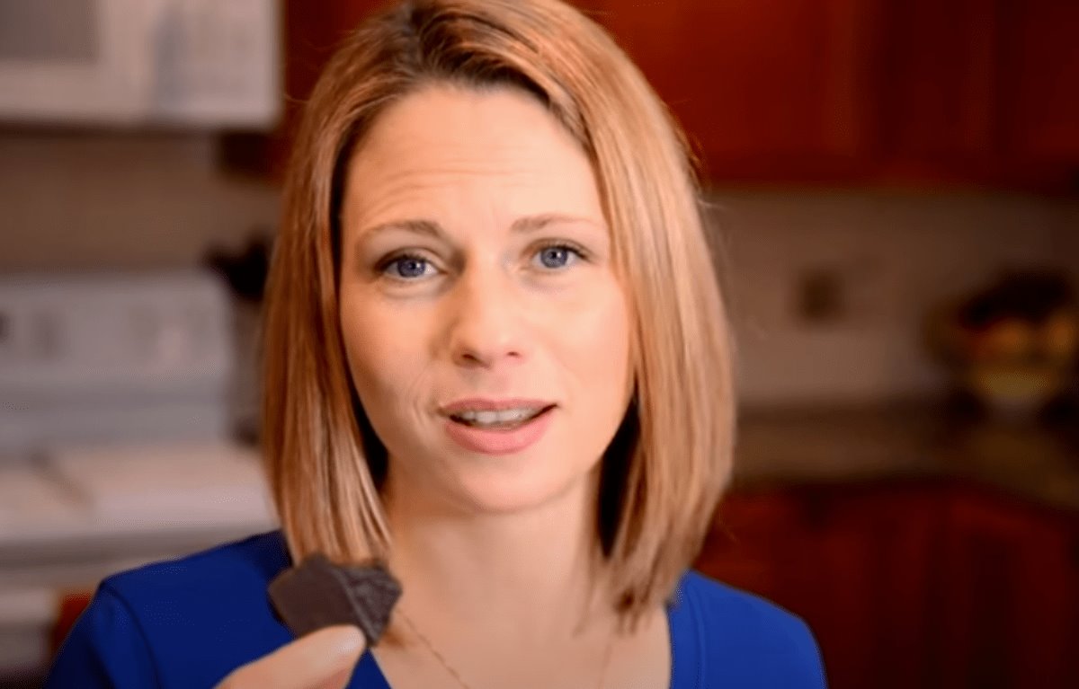 Crna čokolada spušta holesterol