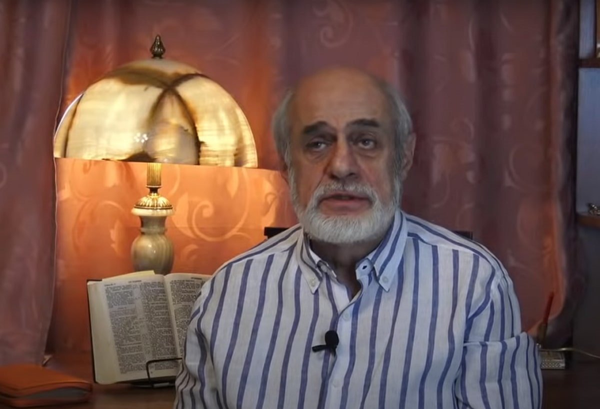 mihail levin-min.jpg