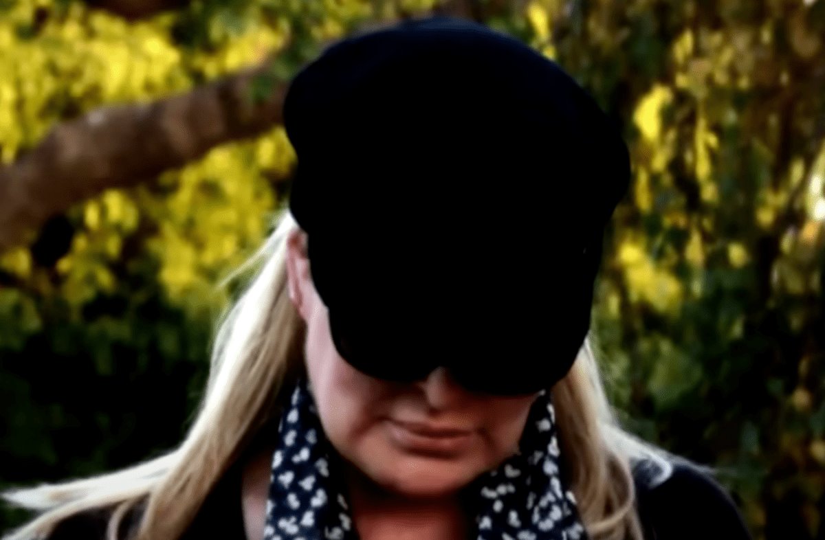 Кerol Brajan uništena od plastičnih operacija