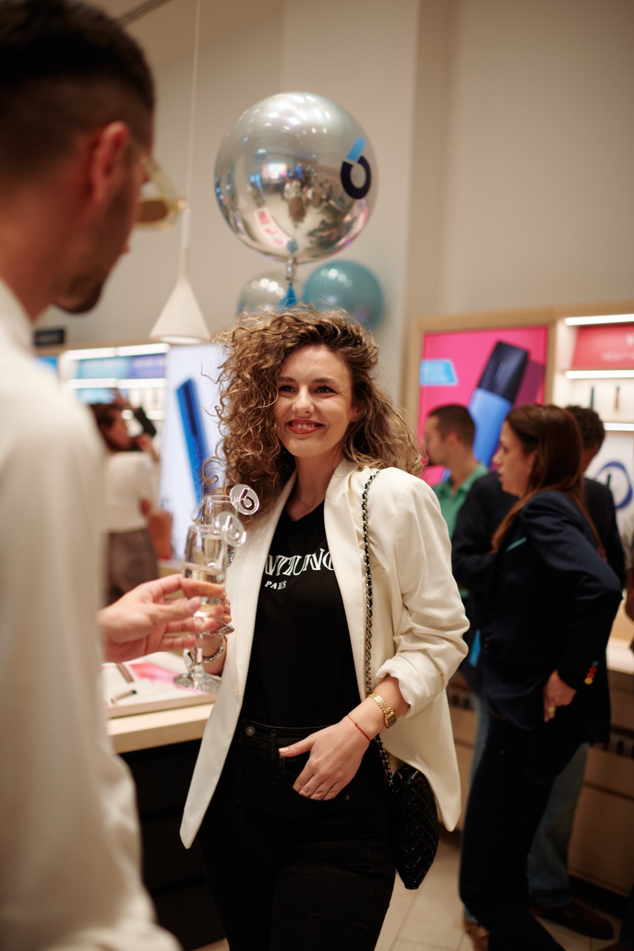 IQOS_Bday_ Warp18.jpg