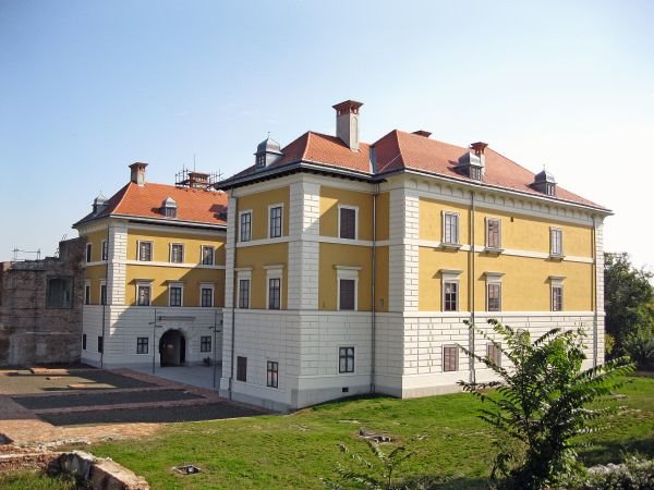 Ilok, carstvo vina na Dunavu