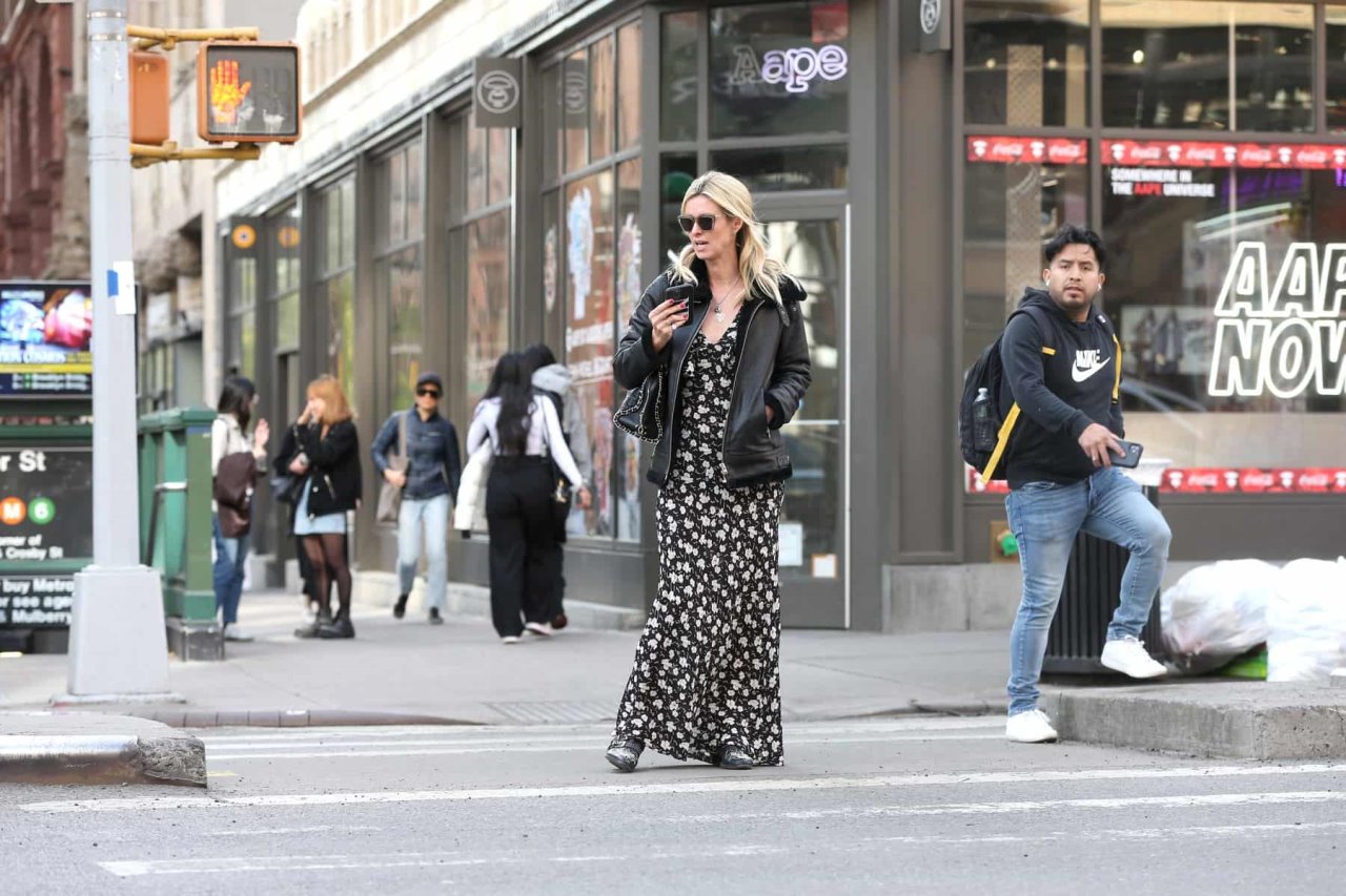 niki hilton 0770560110-min.jpg