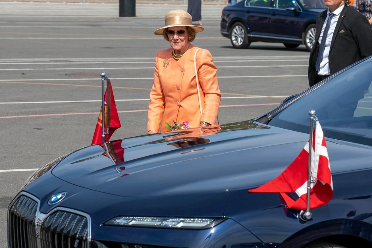 kraljica sonja -0783798206-min.jpg