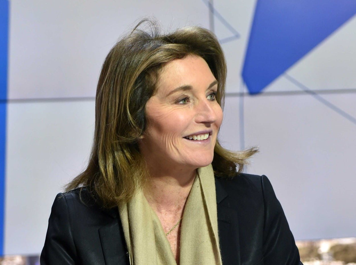 sesili sarkozi 0479633616-min.jpg