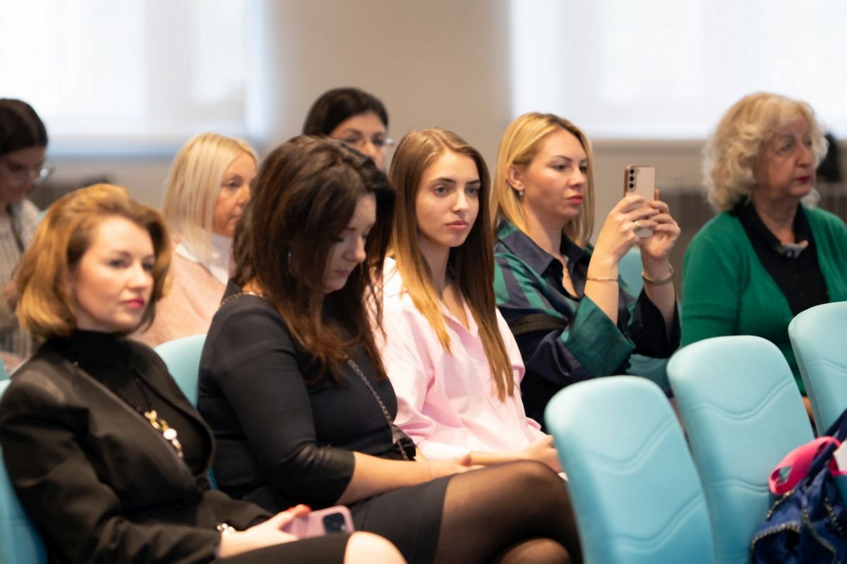 konferencija magazina lepa i srecna o lepoti 006.jpg