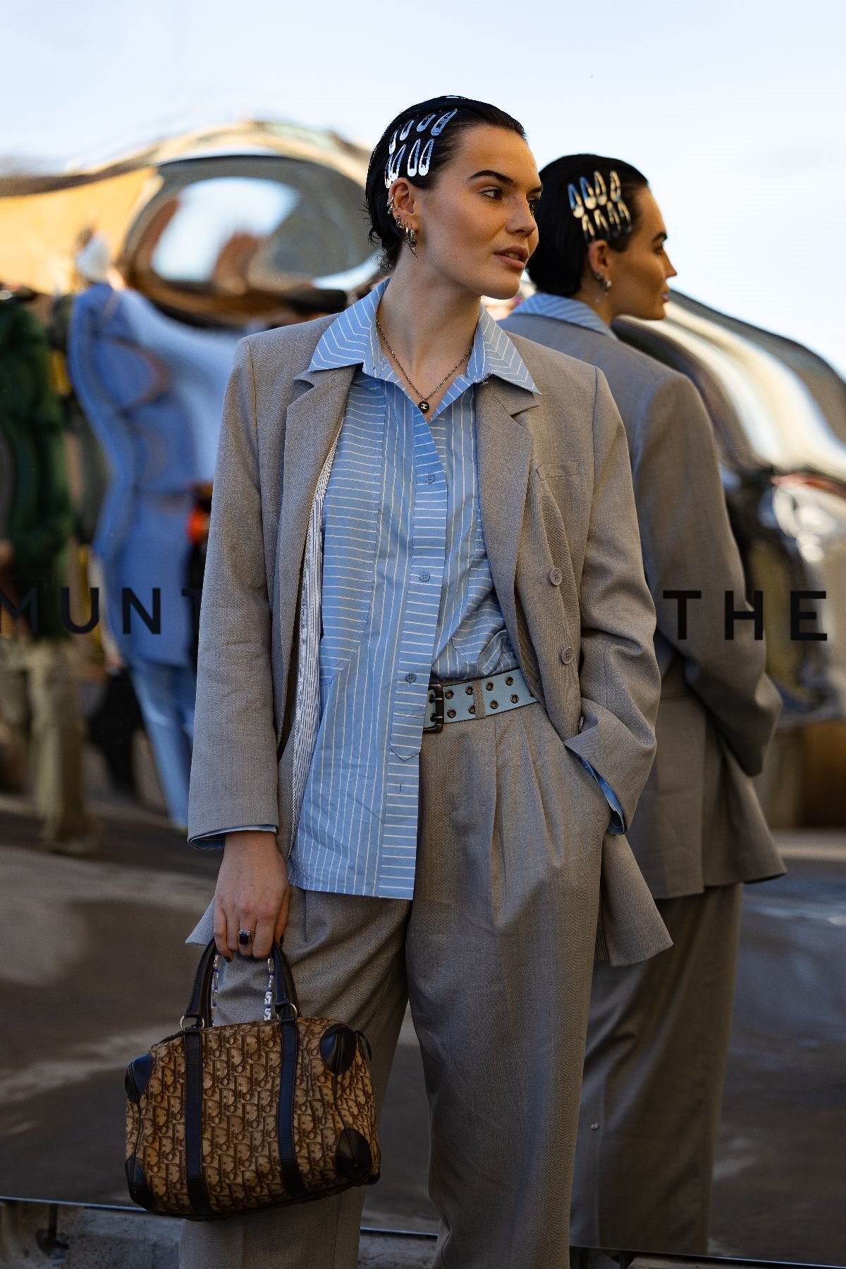 moda u danskoj zensko odelo.jpg