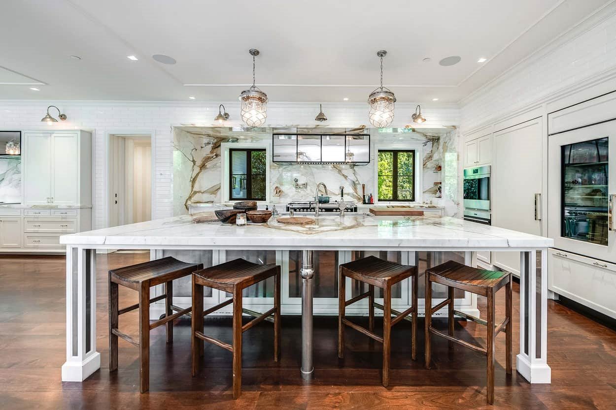 kuca dzenifer lopez 0809456840-min.jpg