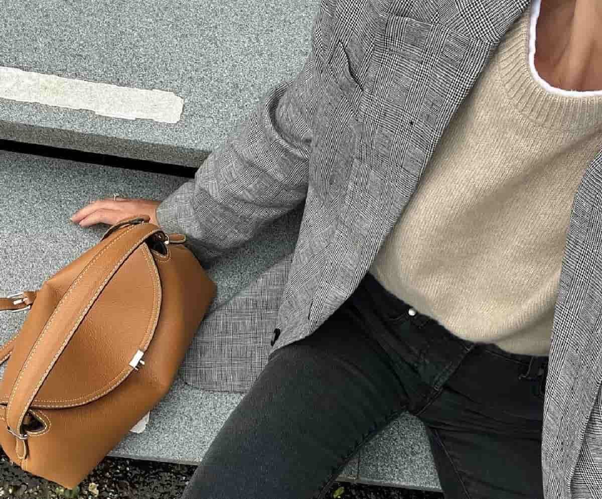 moderni dzemperi aps-min.jpg