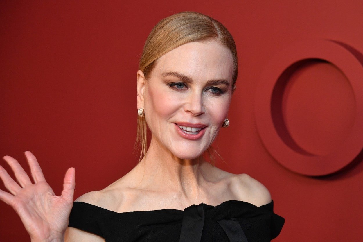 nikol kidman 0821099633-min.jpg