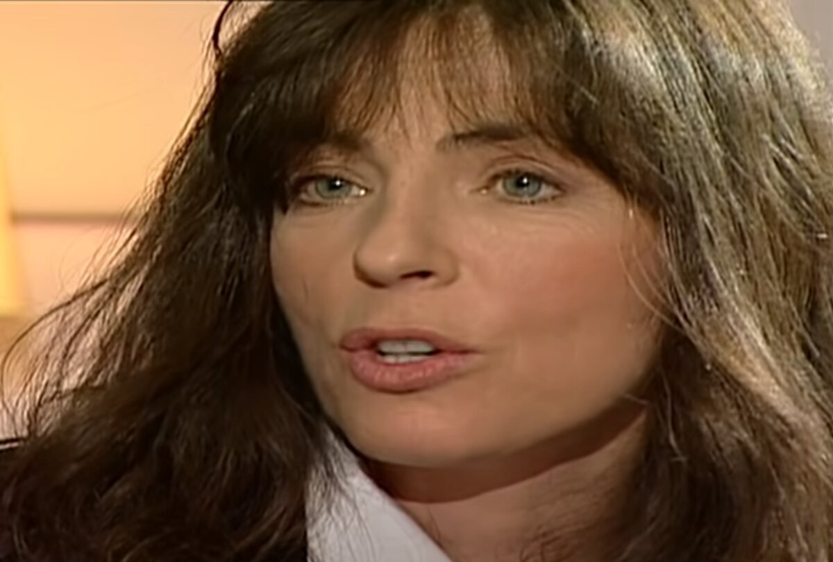 Mira Furlan.jpg