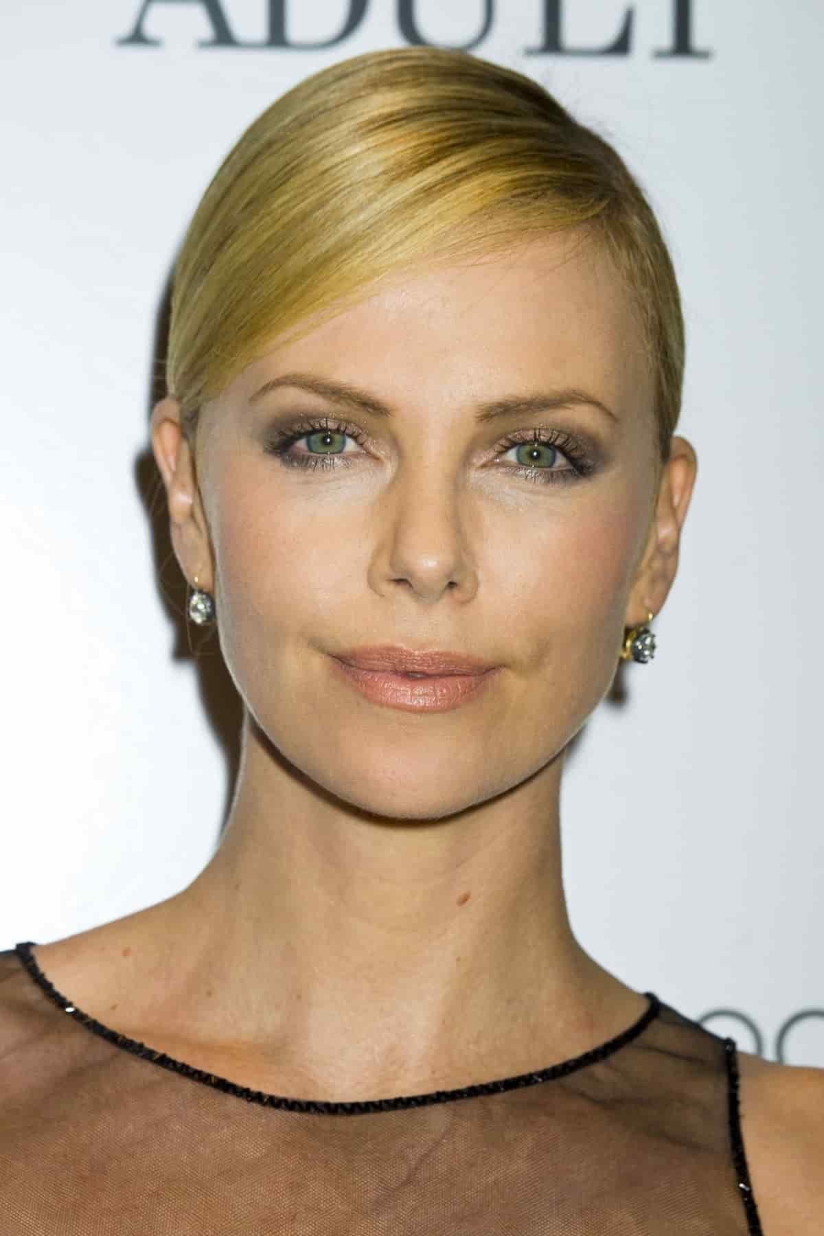 sarliz teron 0107508195-min.jpg