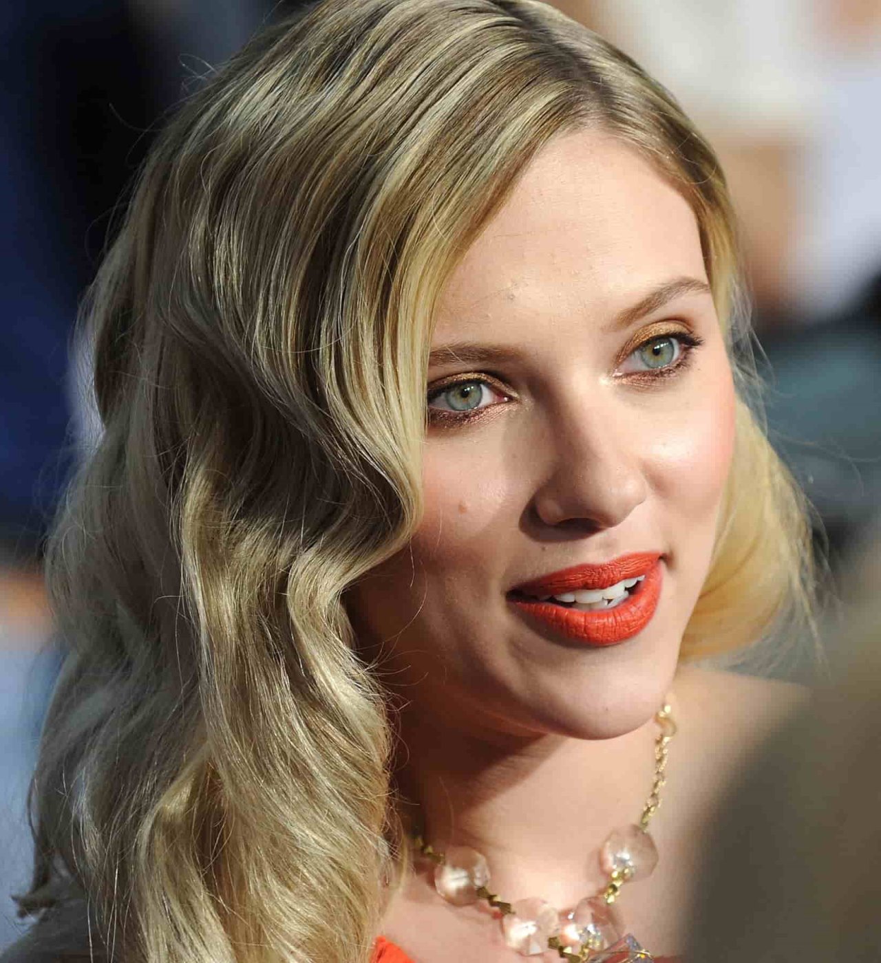 skarlet johanson 0026572845-min.jpg