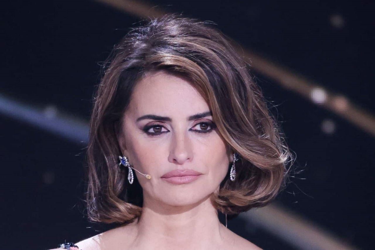 penelope kruz 0845460447-min.jpg