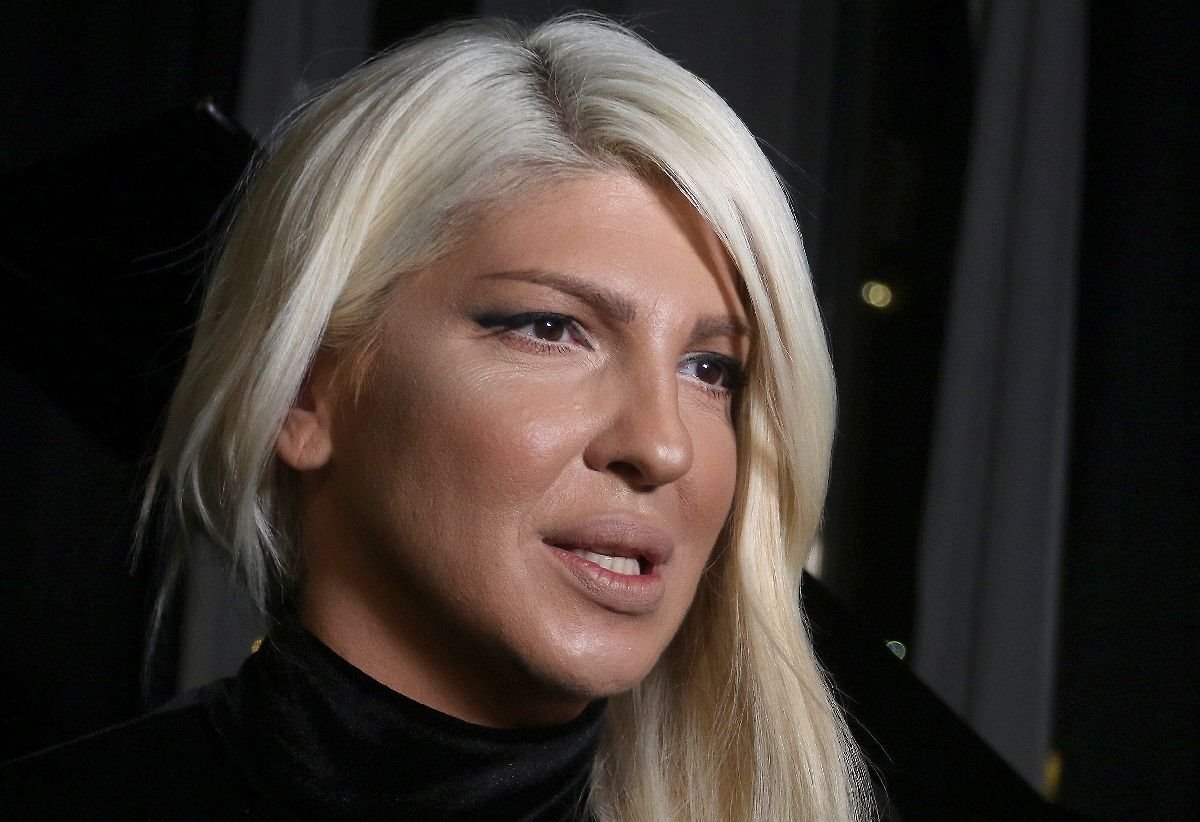 jelena karleusa 3.jpg