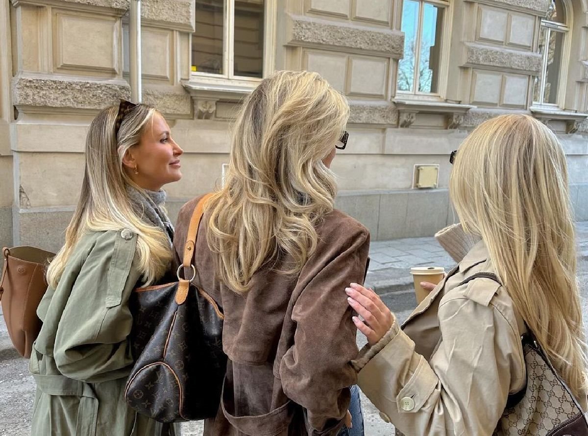 moderni mantili za 2024 lojsanwallin aps.jpg