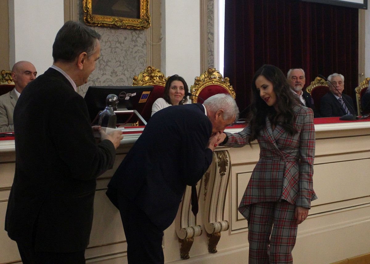 tamara vucic 002.jpg