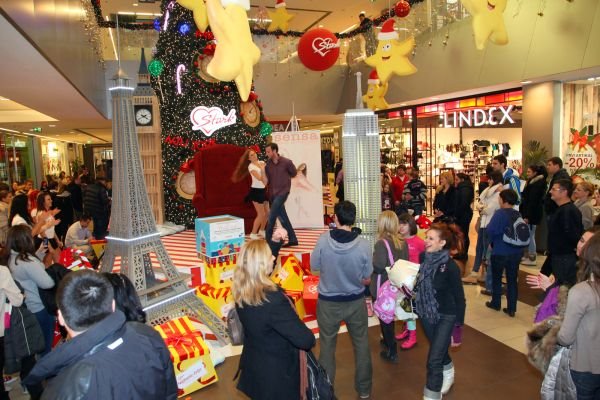 Humanitarna akcija “Podelimo sreću” u Ušće šoping centru