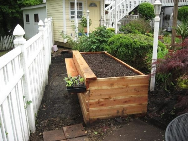 Leja za baštovane koji ne smeju da se saginju