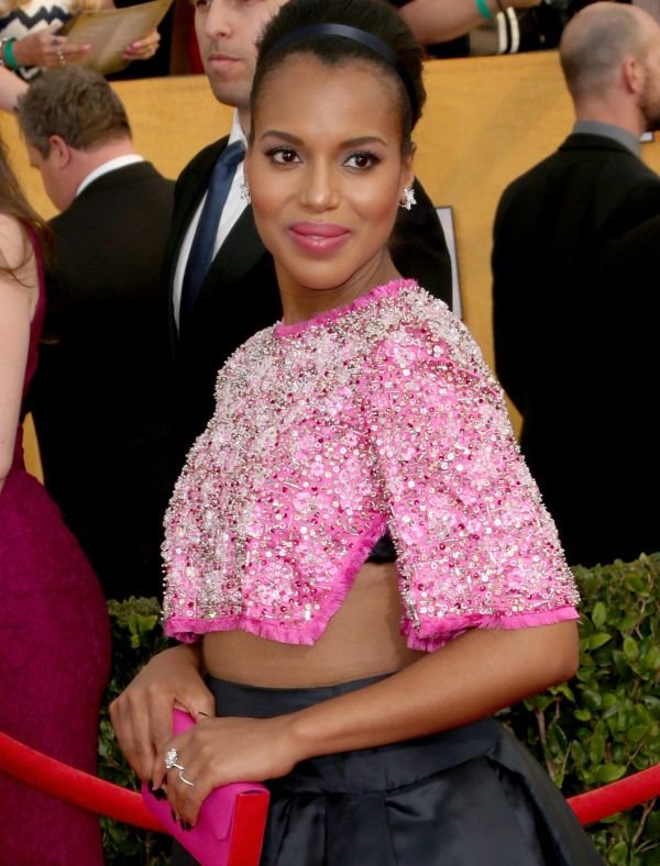 Modni trenutak: trudna Keri Vošington u kratkom topu