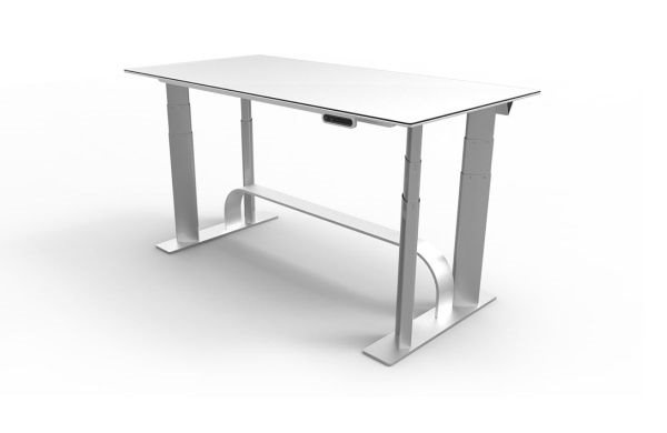 Da li je bolje stajati za radnim stolom