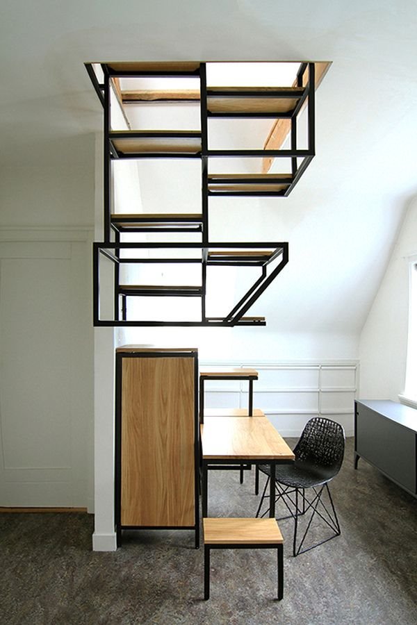 Originalno stepenište služi i kao radni prostor