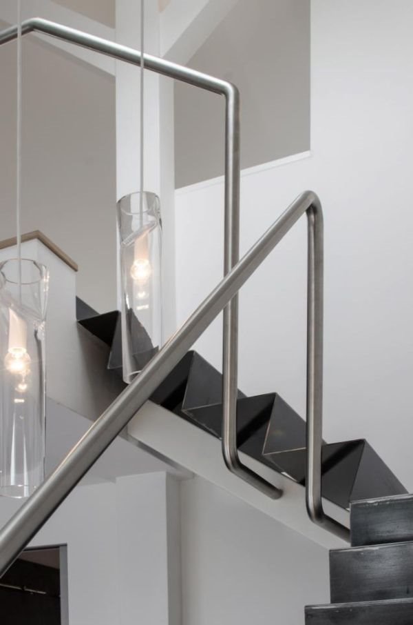 Elegantni apartman u potkrovlju stare zgrade