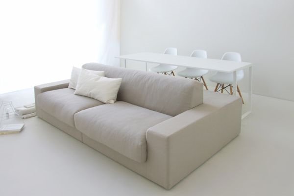 Praktična sofa za trpezariju i dnevni boravak