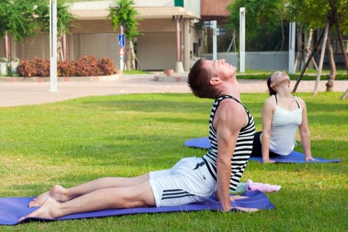 Joga za početnike: 3 položaja pogodna za decu