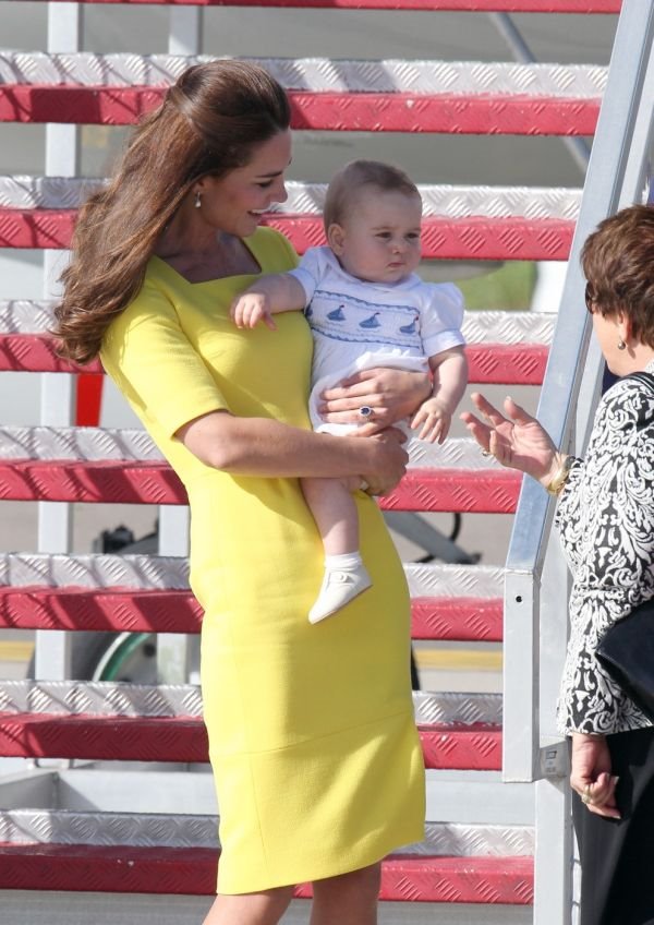 Modni trenutak: Kejt Midlton stiže u Australiju u haljini sa srpskim potpisom