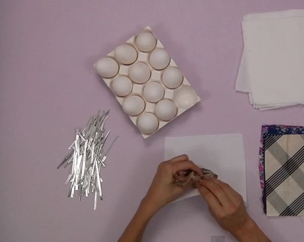 Kako da ofarbate jaja svilom