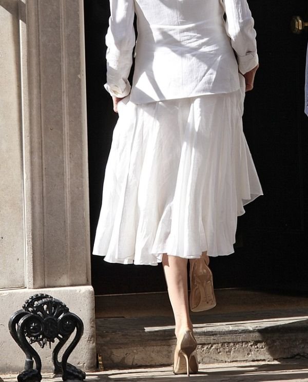 Modni trenutak: Anđelina i Kejt, dve modne kraljice u belom