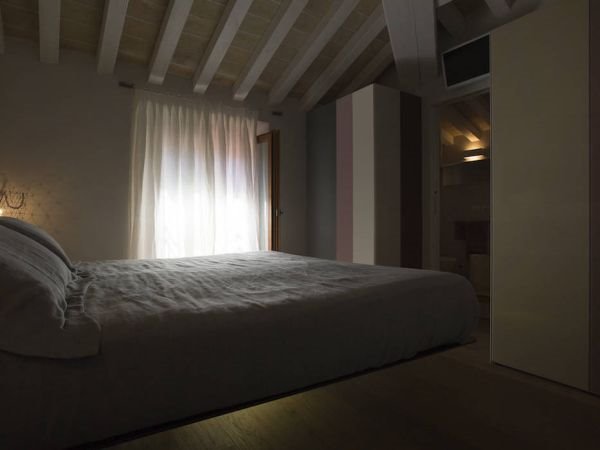 Neobična italijanska vila za bračni par sa troje dece