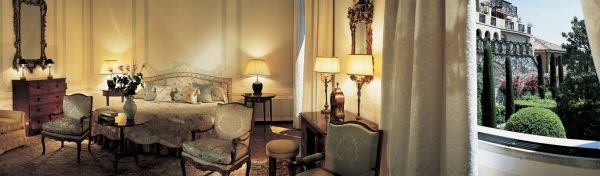 Ekskluzivni enterijer: pogledajte elegantni hotel u kojem je odseo Džordž Kluni sa zvanicama uoči venčanja