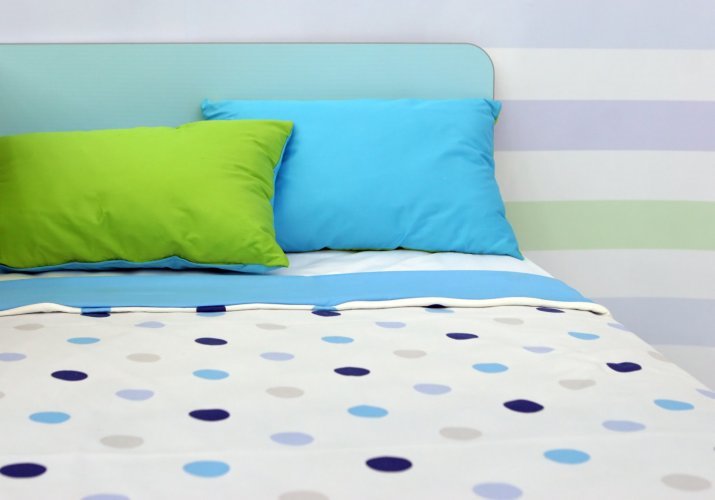 Plavi detalji u enterijeru