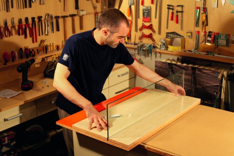 Polica širokih mogućnosti