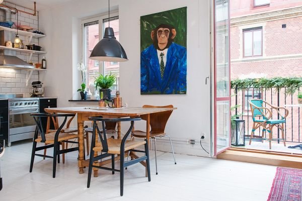 Realni enterijeri: kako urediti mladalačku oazu od 40 kvadrata sa nasleđenim nameštajem