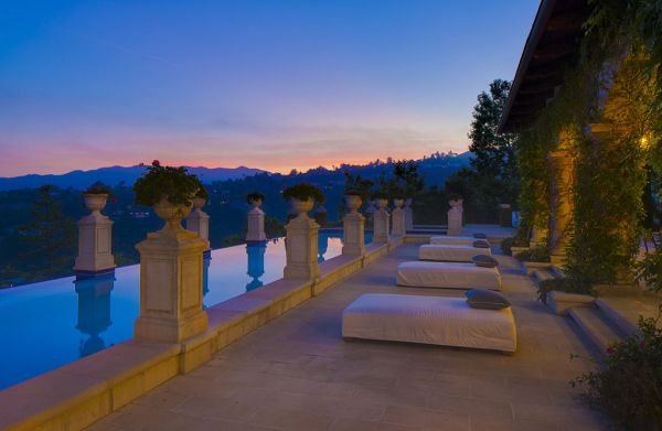 Domovi slavnih: zamak izgubljene ljubavi supermodela Hajdi Klum