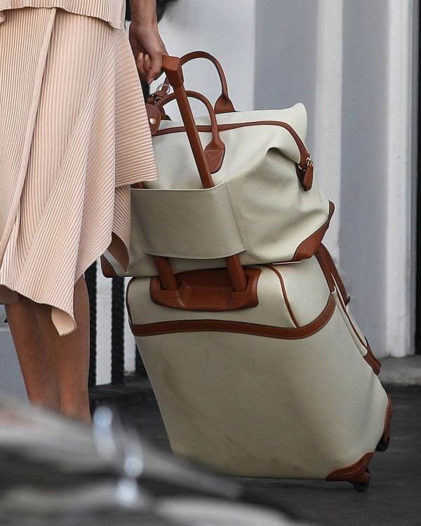 Modni trenutak: Amal Kluni u cipelama kakve još nismo videli na njoj!