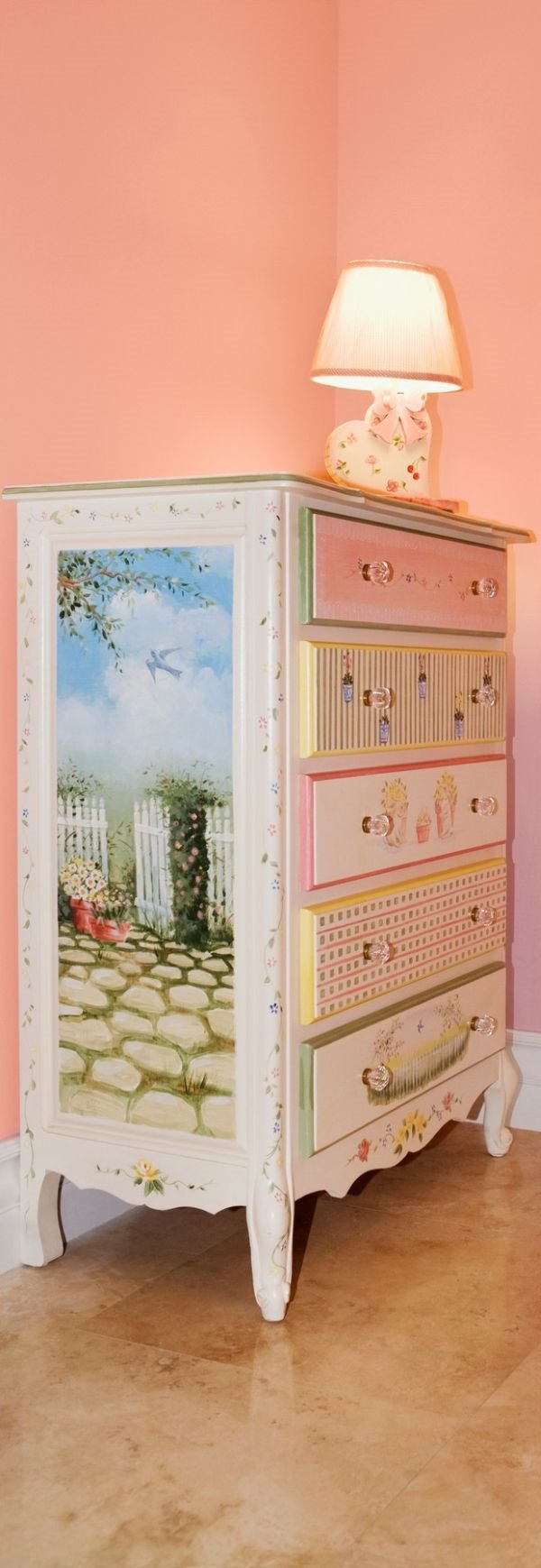 Pantone odlučio: kvarc roze je boja broj 1 za 2016. godinu