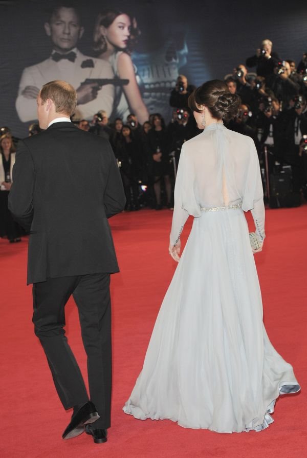 Modni trenutak: Kejt Midlton u provokativnoj providnoj haljini zapanjila svet (FOTO)