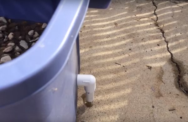 NAPRAVITE SVOJE MALO BAŠTOVANSKO CARSTVO: korak po korak do jedinstvenog mini vrta koji se sam zaliva (URADI SAM, FOTO, VIDEO)