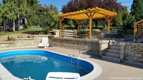 Nekretnine u Srbiji: 3 prelepe kuće van Beograda (GROCKA, SUBOTICA, FRUŠKA GORA + FOTO)