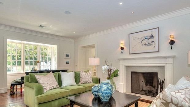 Domovi slavnih: zavirite u novu američku kuću snova pevačice Adel na Beverli Hilsu  (FOTO)