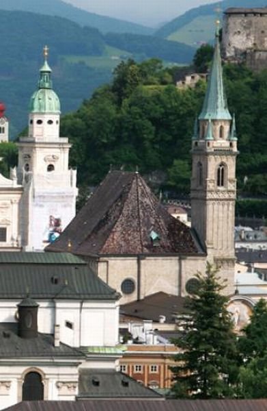 U zemlji carskih dvoraca i valcera