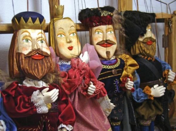 Prag: grad sa 100 tornjeva